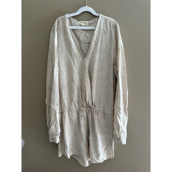 Cloth & Stone for Anthropologie Dahl Snakeskin Patterned Wrap Romper Boho Medium - Picture 8 of 9